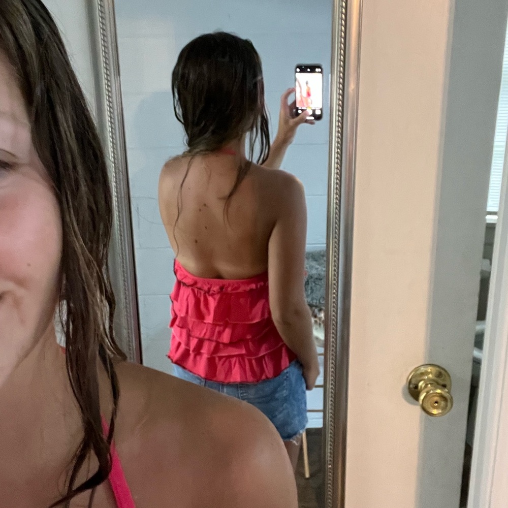 Hartstrings Halter top - Picture 3 of 8